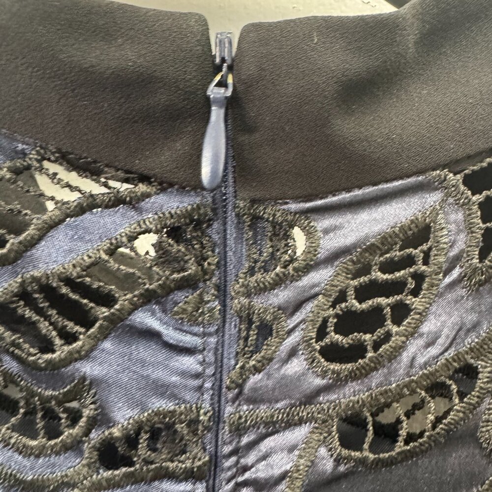 Antonio Melani Liva Black & Blue Lace Embroidered Fit & Flare Dress - Size 12 - Picture 7 of 16